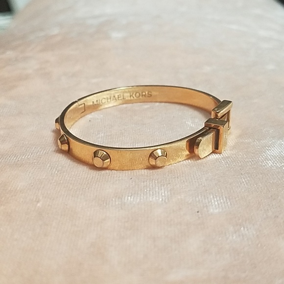 Michael Kors Jewelry - Michael Kors Rose Gold Belt Bracelet